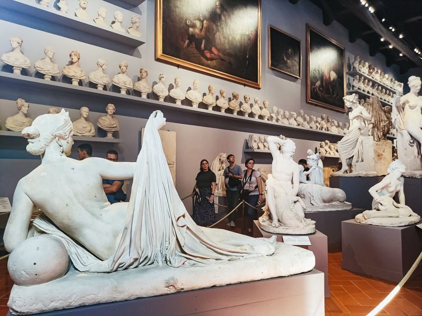 Florence: Timed Entry Ticket to Michelangelo's David & eBook - Pick up your timed tickets near the Accademia entrance