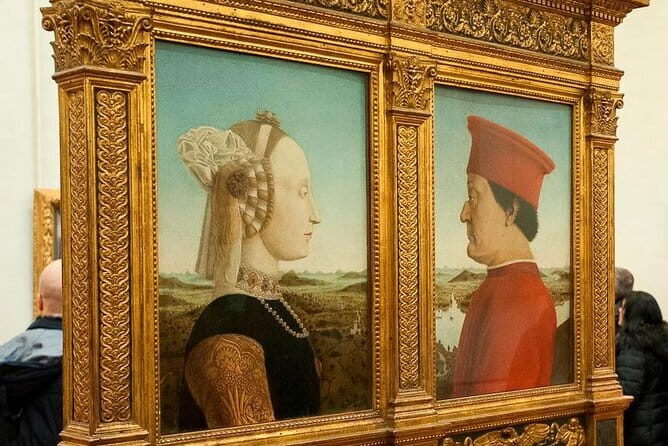 Florence Uffizi Gallery monolingual Small Group Tour - Meeting point reality: Piazzale degli Uffizi and the check-in clock