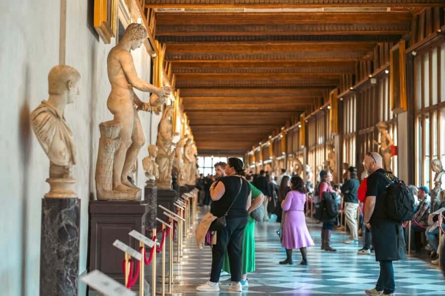 Florence: Uffizi Gallery Small Group Guided Tour - Small Group, Timed Entry, and Headsets: Crowd Control That Actually Helps