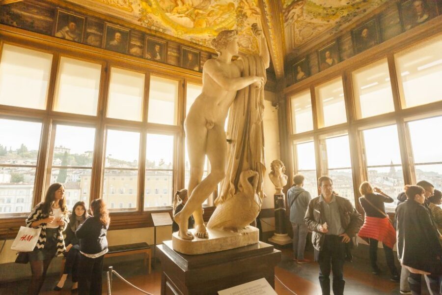 Florence: Uffizi Gallery Tickets with Optional Audio Guide - Audio guide realities: choosing it and picking it up smoothly