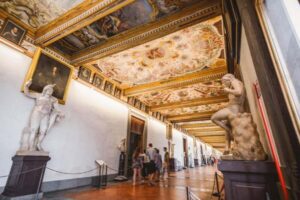 Florence: Uffizi Guided Tour with Skip-the-Line Entry Ticket - Botticelli’s The Birth of Venus: The Start of the Big-Name Route