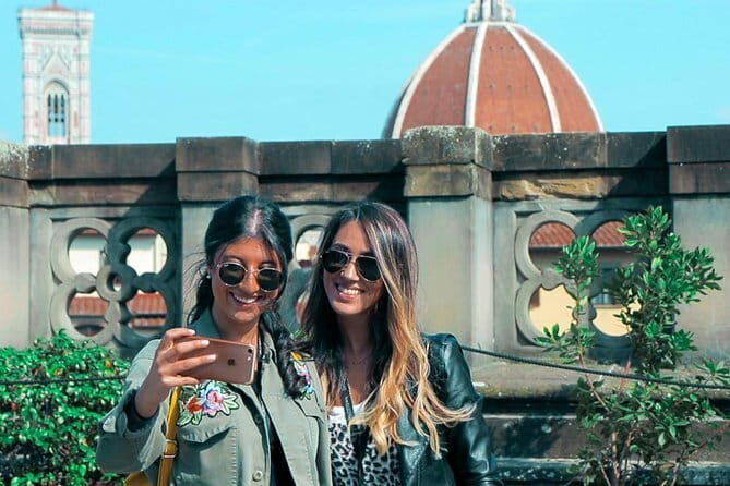 Florence: Uffizi Highlights, In-Depth Masterclass or Private Tour - Umbrellas, Pets, and First-Sunday Timing