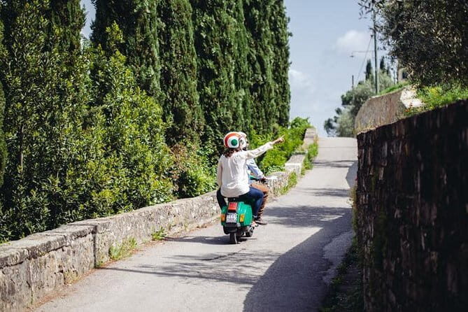 Florence Vespa Tour: Tuscan Hills and Italian Cuisine - Villa del Poggio Imperiale: A Pretty Pause You’ll Walk Past Fast