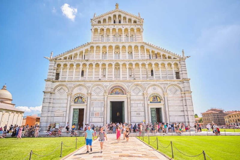 From Florence: Half-Day Pisa Tour and Optional Leaning Tower - Getting back to Florence: why the smooth bus ride matters