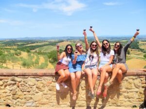 From Florence: Tuscany & San Gimignano Tour with 2 Tastings - Chianti Hills driving time: why the coach matters