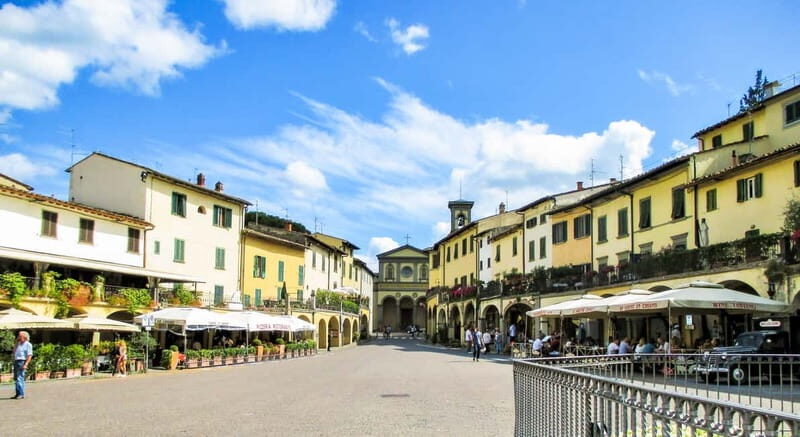 From Florence: Tuscany Wine & Food Tour with Guide - Comparing three winemakers across hilltop estates