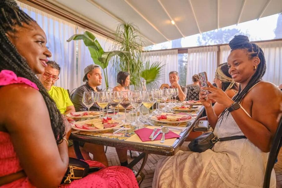 From Florence: Wine Tasting and Dinner in Chianti Vineyards - Practical tips that will save your evening (and your appetite)