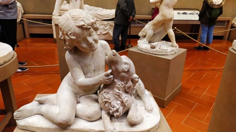 From Rome: Discover Florence and Pisa in a Full-Day Tour - Small-group touring: why the numbers feel better in real life