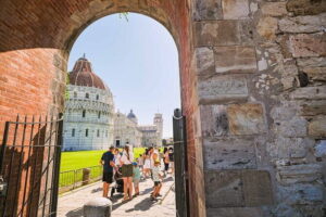 Half-Day Excursion to Pisa and the Leaning Tower from Florence - Pisa Cathedral entry: what to prioritize when time is short