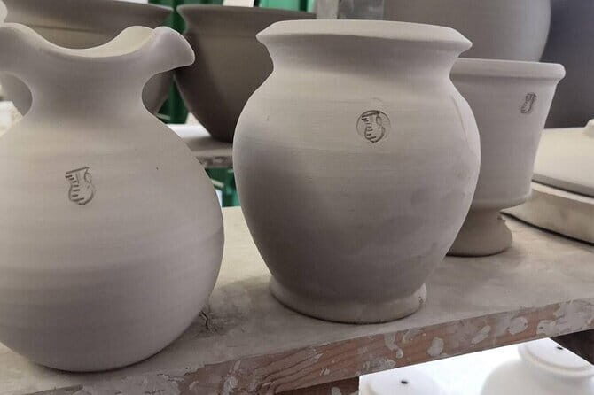 Handmade Tuscan Ceramics Masterclass in Montelupo - Your Hands-On Class With Salvatore: Making Something You Can Actually Use