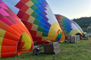Hot Air Balloon ride in Tuscany countryside from Chianti - Bargino meeting point: easy access near Florence