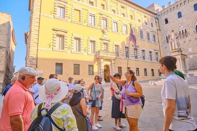 Pisa, Siena and San Gimignano Day Trip with Lunch & Wine Pairing - Getting From Florence To Siena On A GT Coach (And Why It Matters)