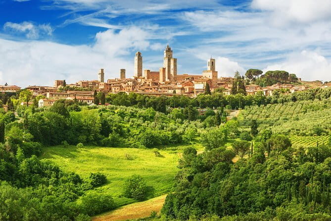 Premium Private Tour to Siena, Pisa, San Gimignano and Tuscany - Florence pickup to the Tuscan countryside: why the Mercedes ride matters