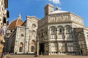 Private Florence Tour: 3-Hour Walking Tour with a Licenced Guide - Officina Profumo di Santa Maria Novella: a free, sensory lesson