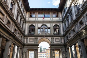 Renaissance & Medieval Florence Guided Walking Tour plus mobile App - San Lorenzo and the Medici Story: Where Power Looks Like Stone