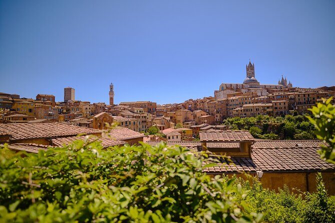 Siena, San Gimignano and Chianti Wines Day Tour from Florence - Monteriggioni fortress: the short hilltop pause