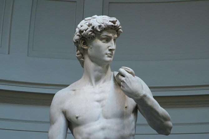Skip-the-Line Florence Highlights and David Walking Tour - Ponte Vecchio and Piazza della Signoria: Where the City’s Drama Lives