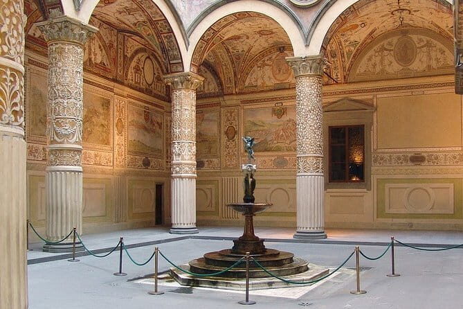 The Best of Florence Walking Tour in a Small Group - What your guide style can change (Manuel, Camilla, Simona, and more)
