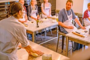 The Italian Way: Pizza and Gelato Class with Unlimited Wine - Meeting at Cucineria La Mattonaia: where the night starts