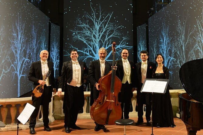 The Three Tenors in Concert Nessun Dorma - A night concert that fits real sightseeing time