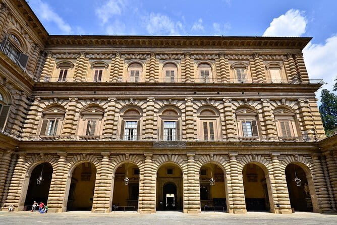 Timed Entry Ticket to Pitti Palace and Boboli Gardens in Florence - The digital audio guide: how to use it so it’s not a distraction