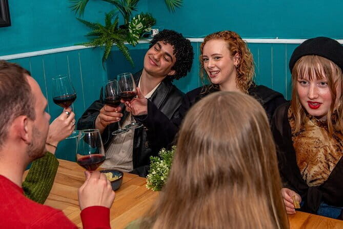 Tipsy Tour: Guided Bar Crawl In Florence with Dark History - Meeting Point at Lungarno Torrigiani: The First 15 Minutes Matter