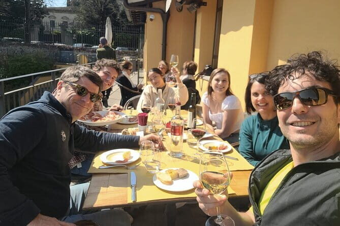 Tuscany Bike Tour with Wine, Oil and Food in the Florentine Hills - Rolling out of Oltrarno through Porta Romana