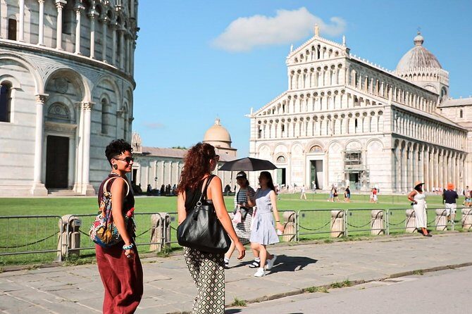 Tuscany: Day Trip to Pisa, Siena, San Gimignano, and Chianti - San Gimignano: medieval towers, Piazza della Cisterna, and the Mura walk