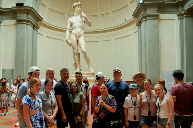 Uffizi Gallery Small Group Tour with Guide - Your guided route: seeing Botticelli, Da Vinci, and Raphael without wandering