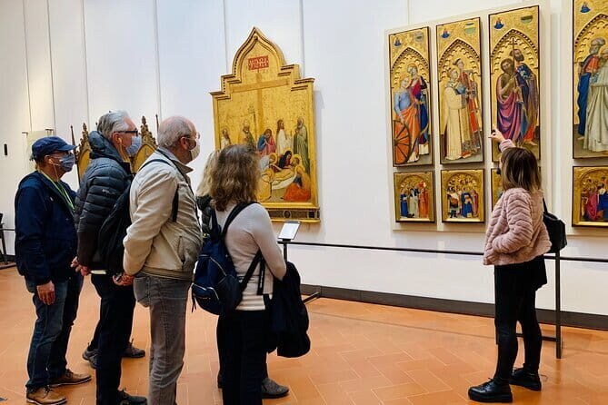 Uffizi Gallery Tour- Renaissance Masterpieces & Expert Guide - The guide is the product: from Medici stories to painting details