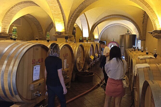 Val d'Orcia Brunello Wine Tour with Montalcino and Montepulciano - Montepulciano Afternoon: The Underground City Turns the Volume Up